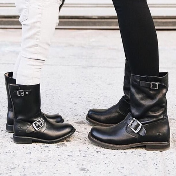 Frye pre-distressed Engineer Boots size 9 (fits women’s 10) - Picture 8 of 8